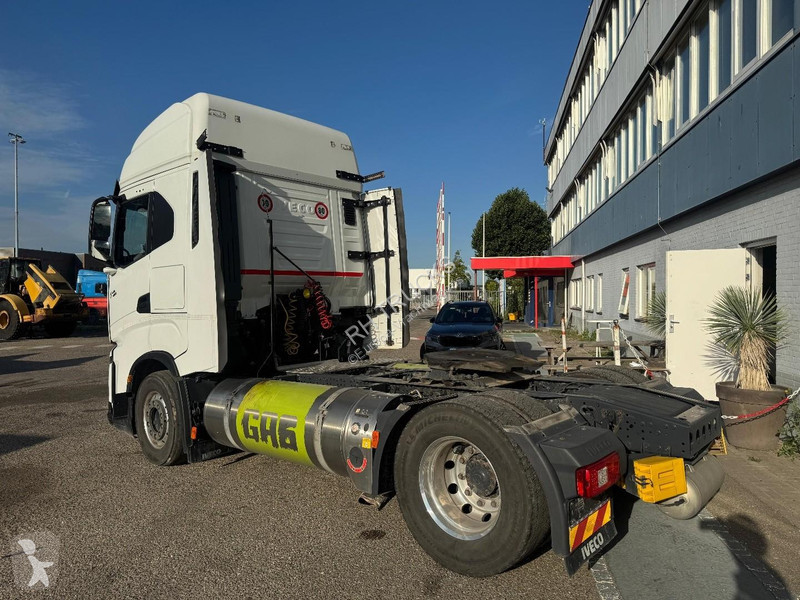 جرار Iveco 460 4X2 EURO 6 + INTARDER + ALCOA