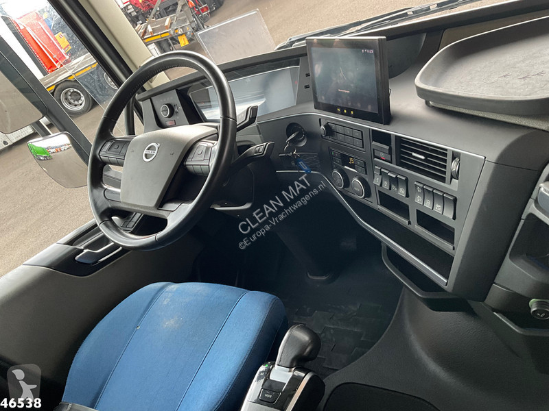 Cap tractor Volvo FH 460 Globetrotter XL Retarder