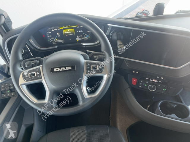 Tratores DAF XFn  FT 4X2