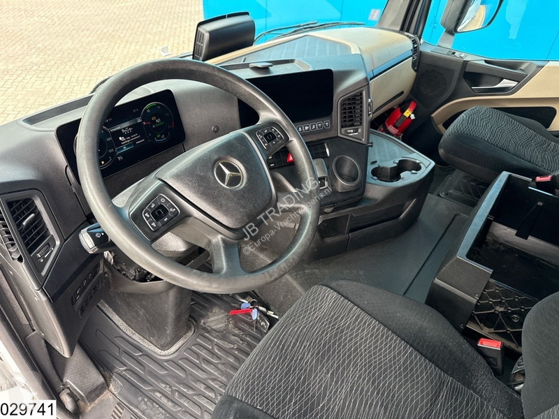 جرار Mercedes 1845 EURO 6d