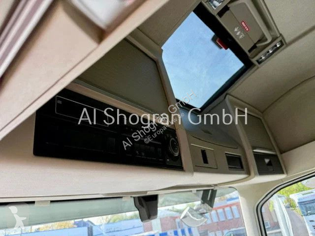 جرار Volvo 460 Globetrotter...