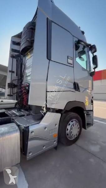 جرار Renault