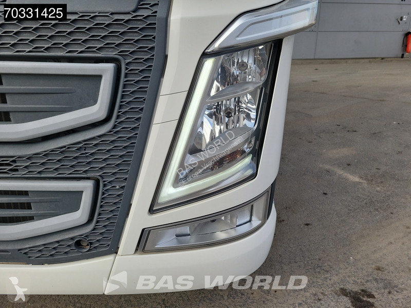 جرار Volvo 500 4X2 VEB+ 2xTanks I-ParkCool