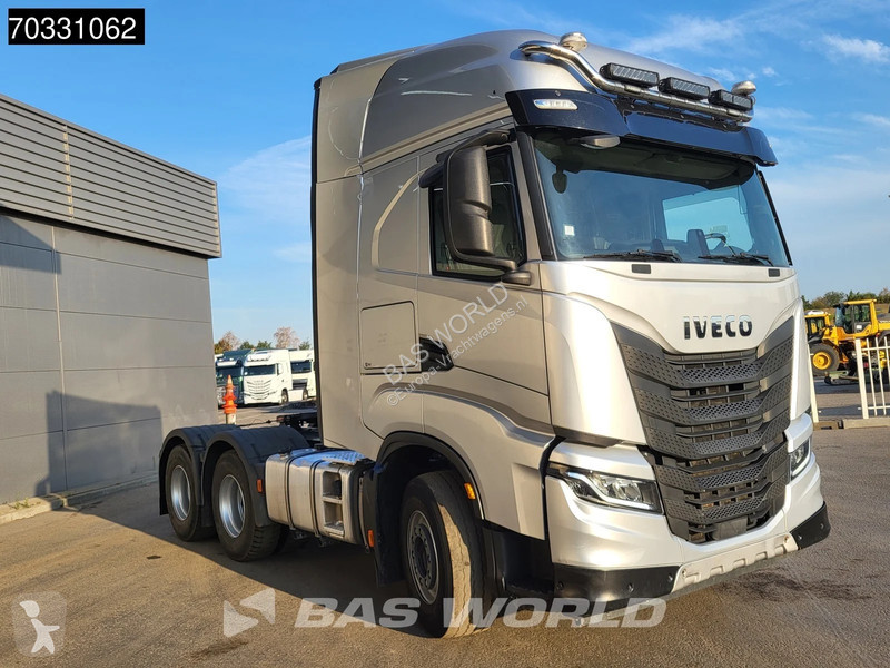 جرار Iveco X-Way 570 6X4 Retarder Standklima...