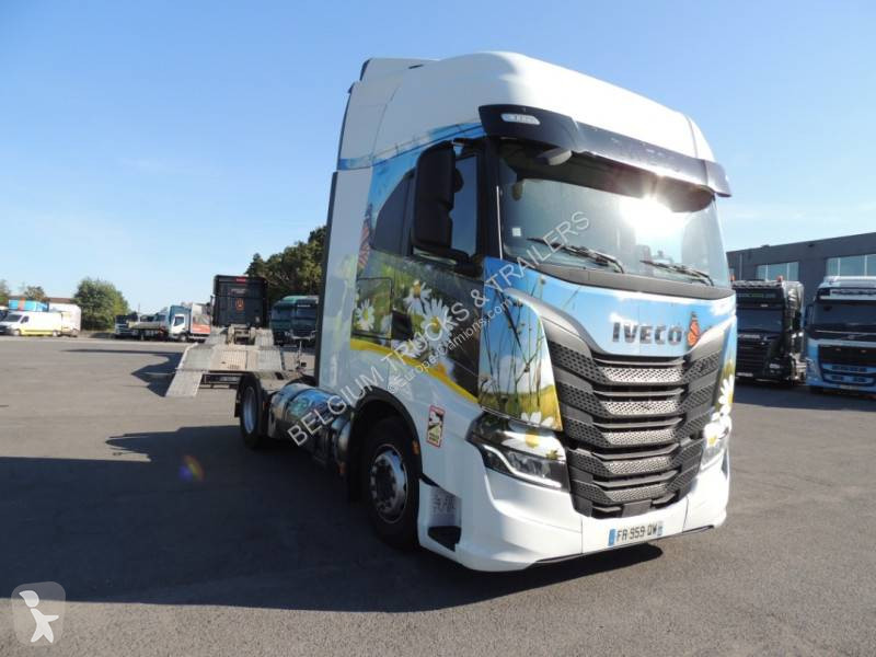 جرار Iveco