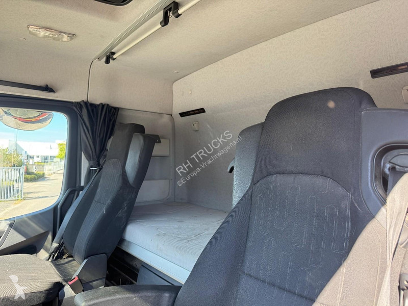 جرار Mercedes 2143 4X4 EURO 6 + TIPPER HYDRAULICS