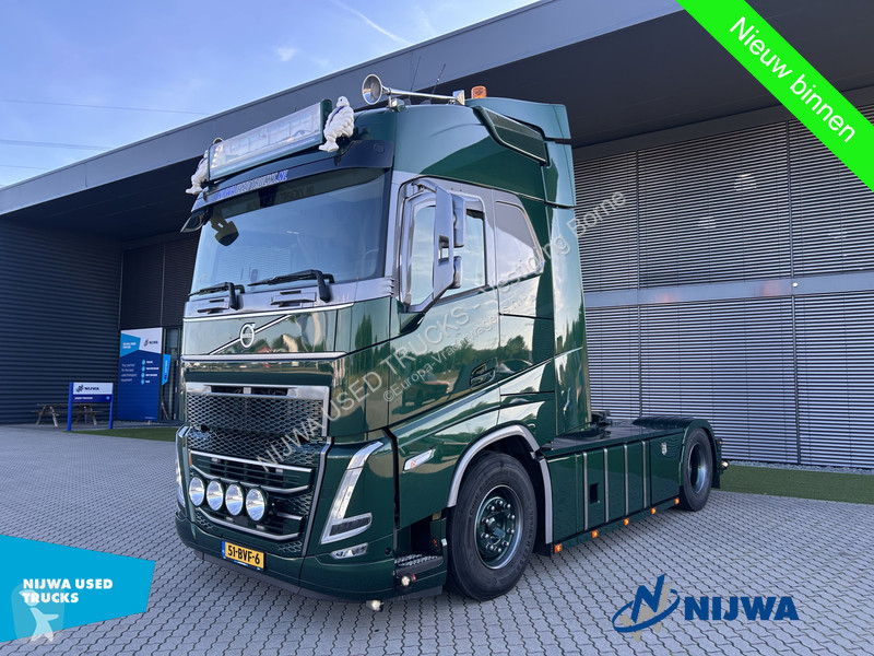 جرار Volvo 500 TC 4x2 Showtruck + I-Park