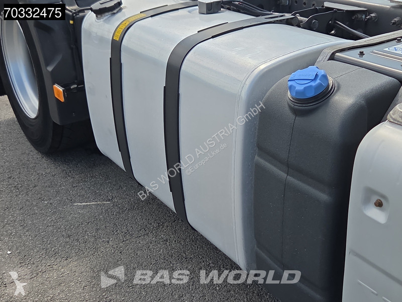 جرار Volvo 500 4X2 Globe 2xTanks I-ParkCool