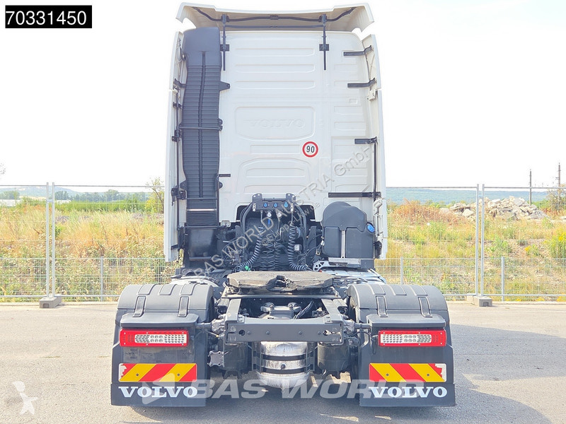 جرار Volvo FH 460 4X2 Globe Mega XL 2x Tanks...
