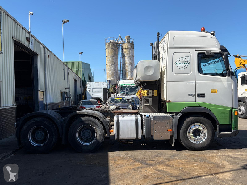 جرار Volvo 520 Heavy Duty Tractor - 6x4 - Euro...