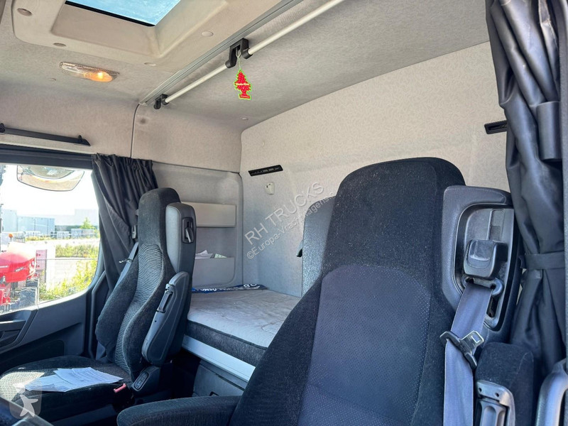 جرار Mercedes 3351 6X4 EURO 6