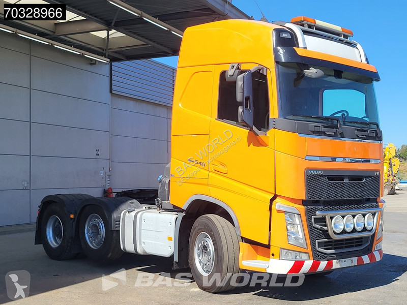 جرار Volvo 6X2 Globe Lift+Lenk Retarder...