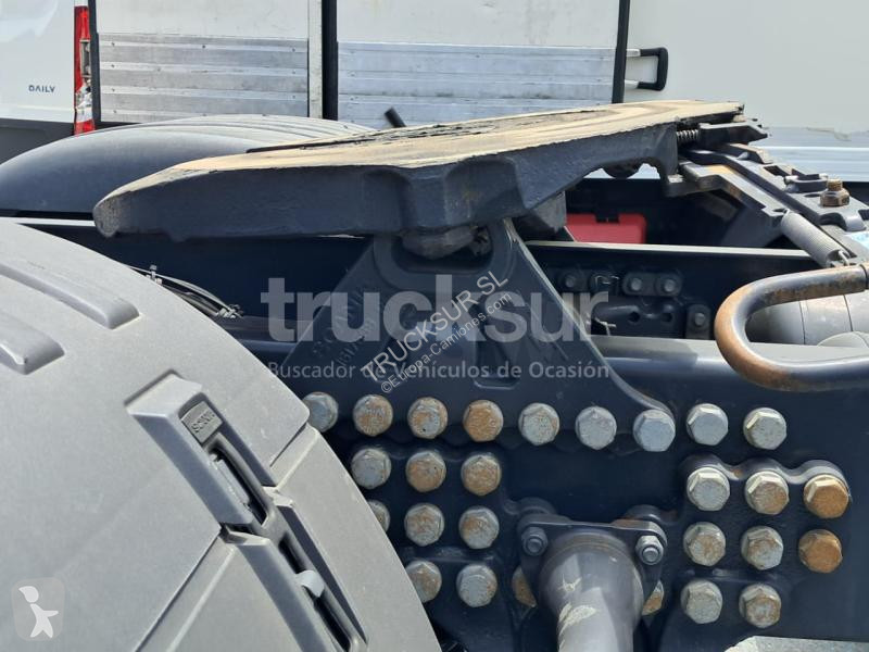 جرار Scania 400