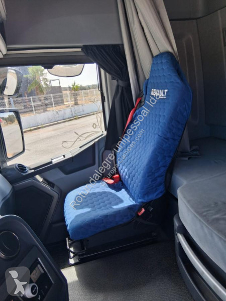 جرار Renault  T 480