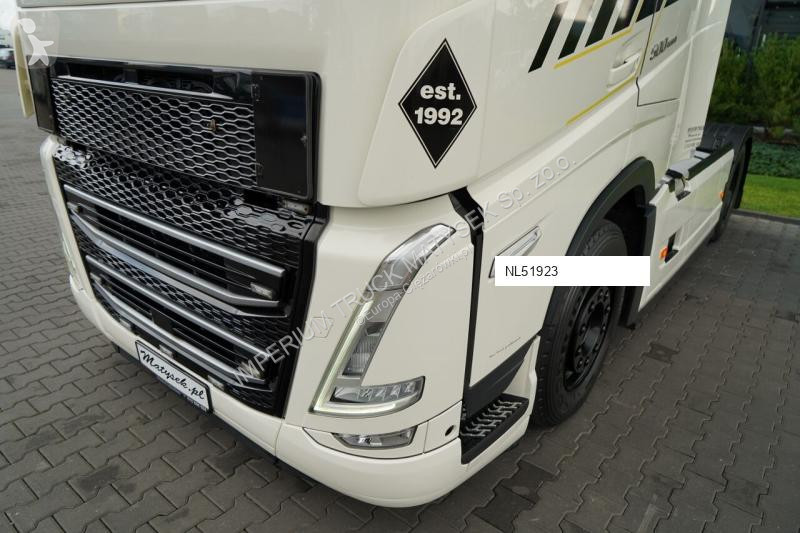Влекач Volvo FH 500