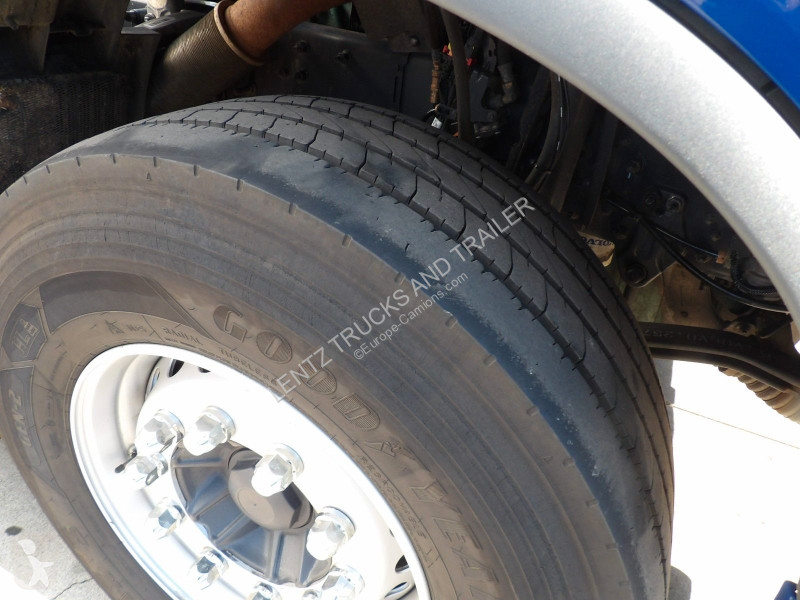 جرار Volvo FH460-SPOILER-FG NR...