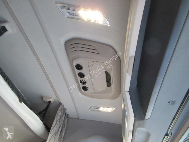 جرار DAF XG  FT 4X2