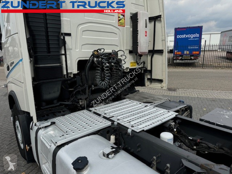 جرار Volvo FH 460 I-SAVE GLOBETROTTER,ADR,LOW KM