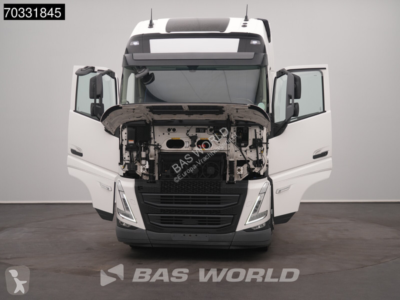 جرار Volvo 500 4X2 XL 2x Tanks Standklima ACC APK