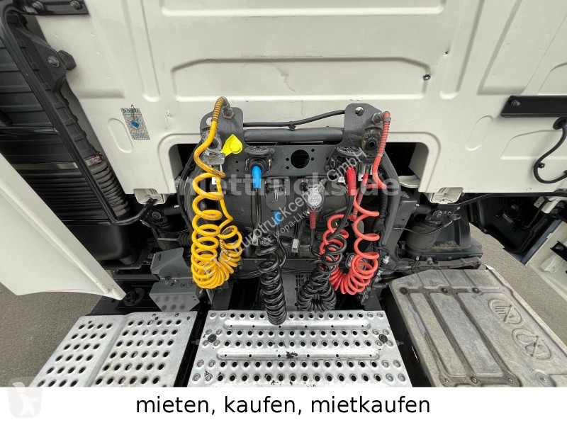 Влекач Volvo 500 Globe Mietkauf 1525 Euro mtl.
