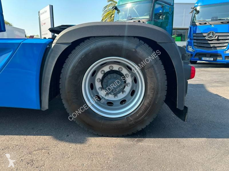 Traktor Mercedes