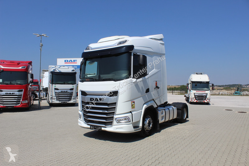 جرار DAF XG  FT 4X2