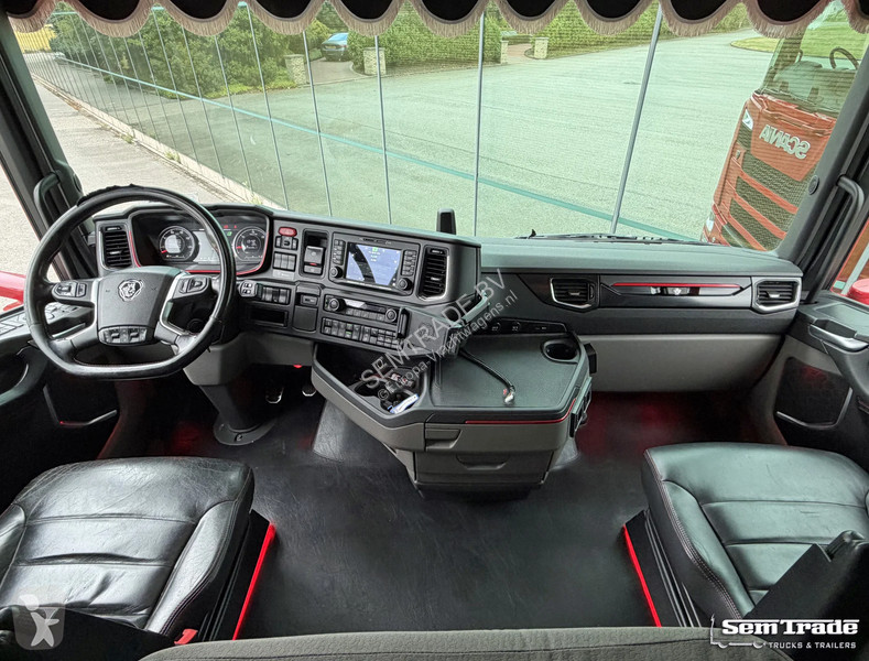Tracteur Scania S520 V8 NGS EURO 6D KING FULL...