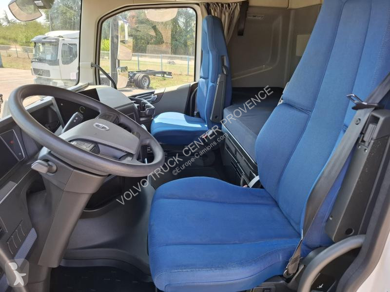 Tracteur Volvo 500