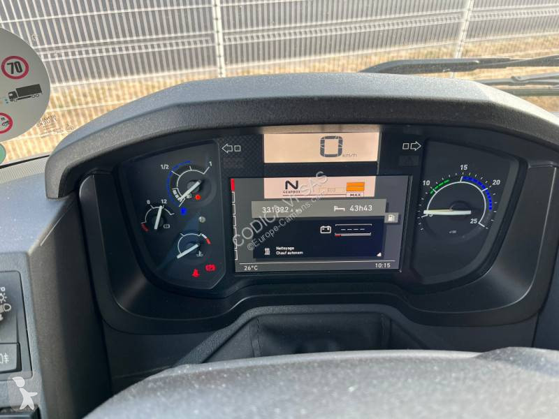 جرار Renault
