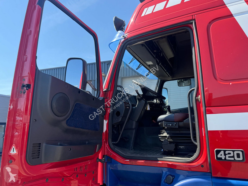 جرار Volvo 12420 6x2/4 Globetrotter *NL-Truck*