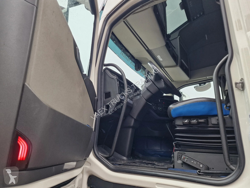 Tracteur Volvo 13460 Globetrotter XL 6x2 - Full...