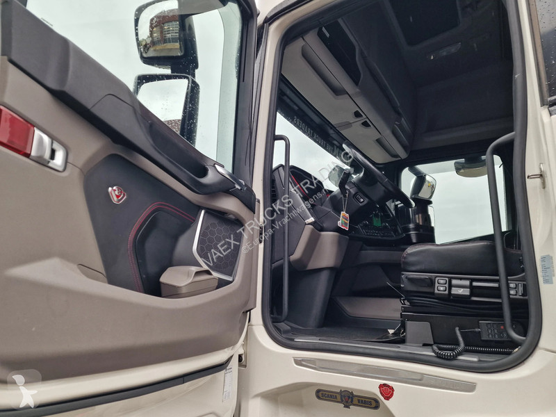 Cap tractor Scania R590 V8 NGS Highline 6x2 -...