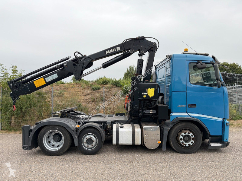 جرار Volvo 420 6x2 mit Ladekran HLK 231 | 4x...