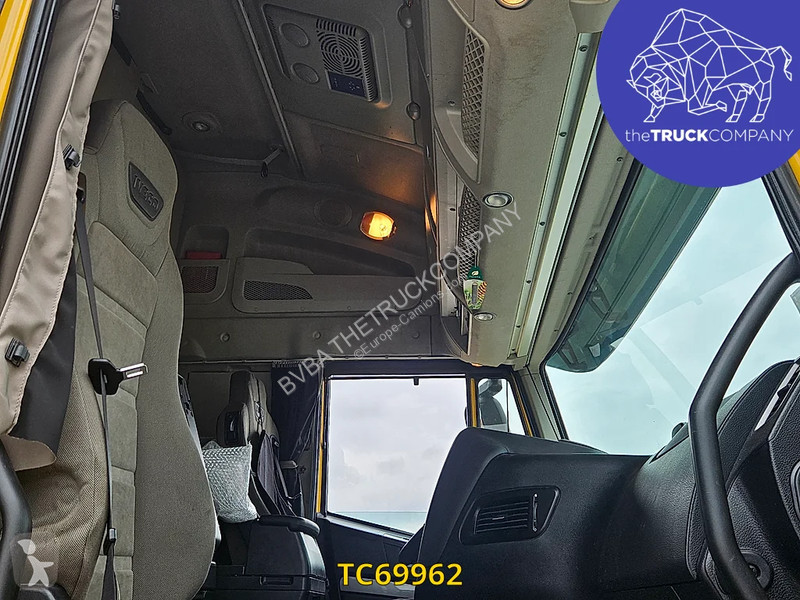 Тягач Iveco