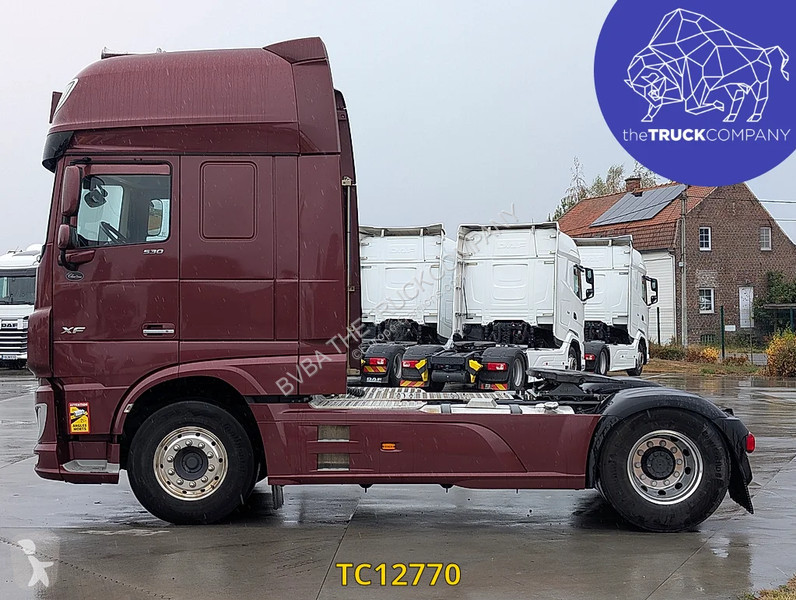 Tracteur DAF 530