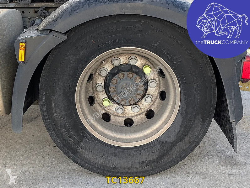 Tracteur DAF 440
