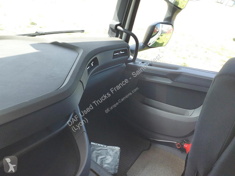 Trekker DAF XFn  FT 4X2