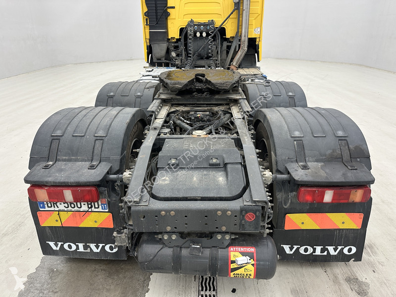 Cabeza tractora Volvo 650 - 6x4 - 120TON
