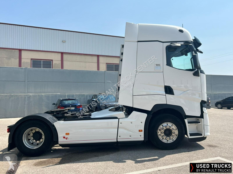 Cabeza tractora Renault