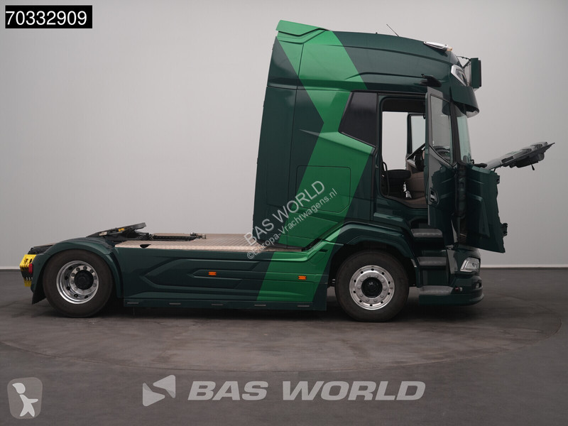 Tracteur DAF + 530 + 4X2 Retarder Hydraulic...