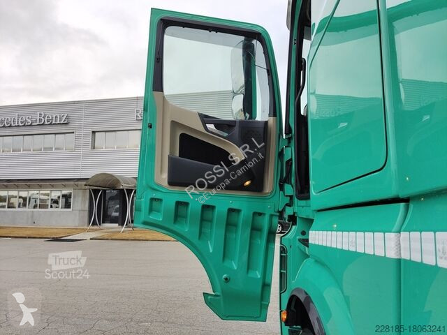 Tratores Mercedes - 1848 LSnRL Trattori Flat Floor