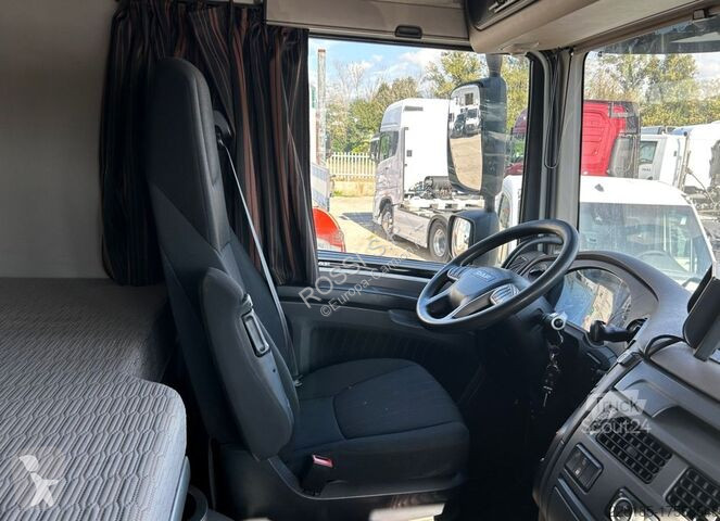 Tratores DAF 530 FT