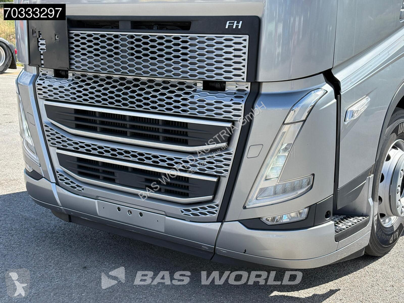 Cabeza tractora Volvo 500 4X2 XL 2x Tanks ADR...