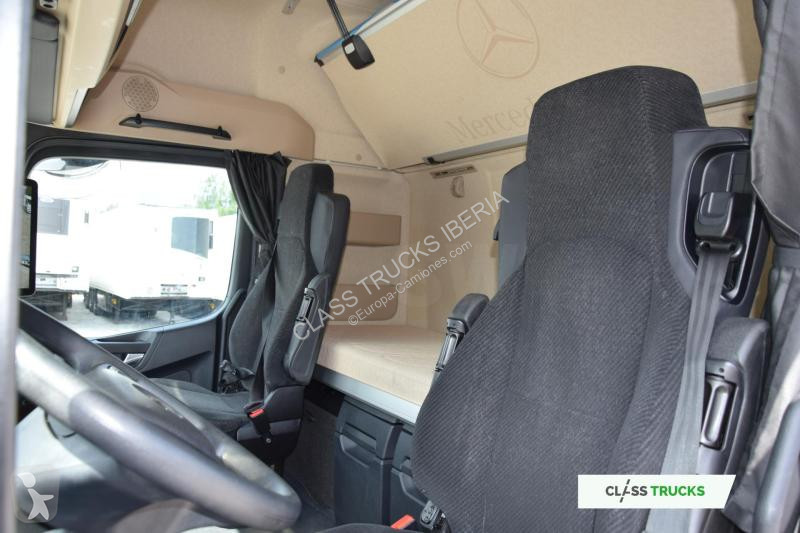 Cabeza tractora Mercedes 5 1845 BigSpace MirrorCam