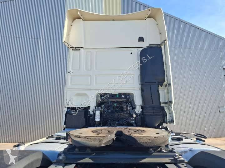 Cabeza tractora DAF