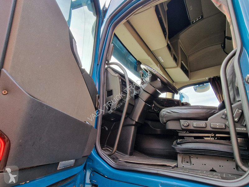 Trekker Volvo 13540 Globetrotter XL 6x2 -...