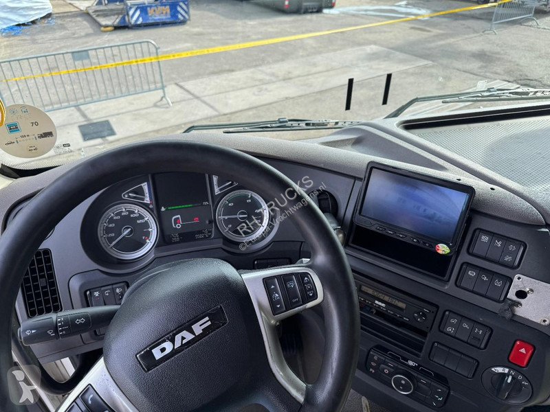 Trekker DAF XF  4X2 EURO 6 MEGA