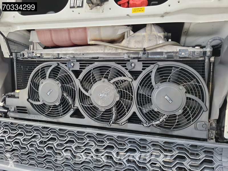 Cabeza tractora Volvo 500 4X2 XL 2x Tanks...
