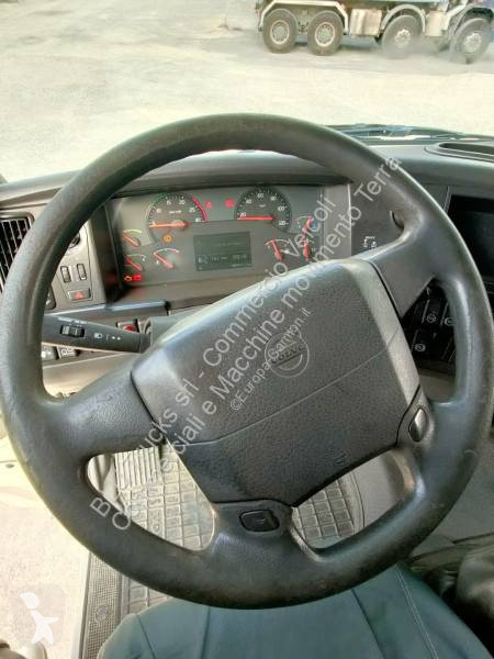 Cabeza tractora Volvo
