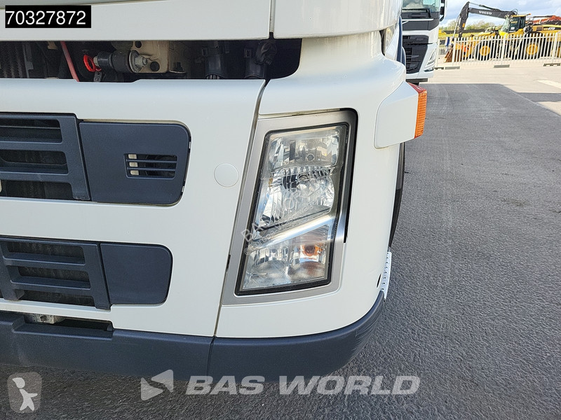 Cabeza tractora Volvo FM 300 4X2 APK 03-2027...